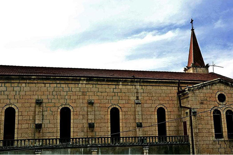 Bebekli Kilise