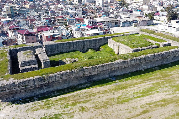 Donuktaş Roma Tapınağı